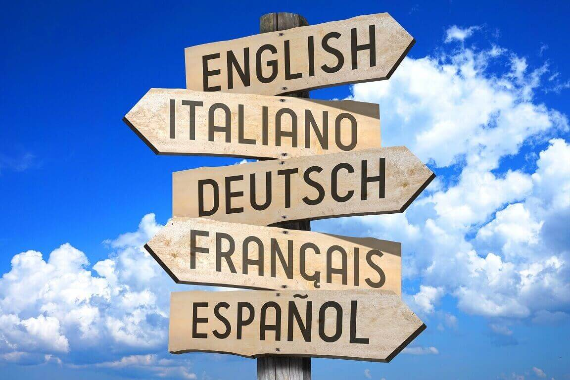 Multiple languages signpost